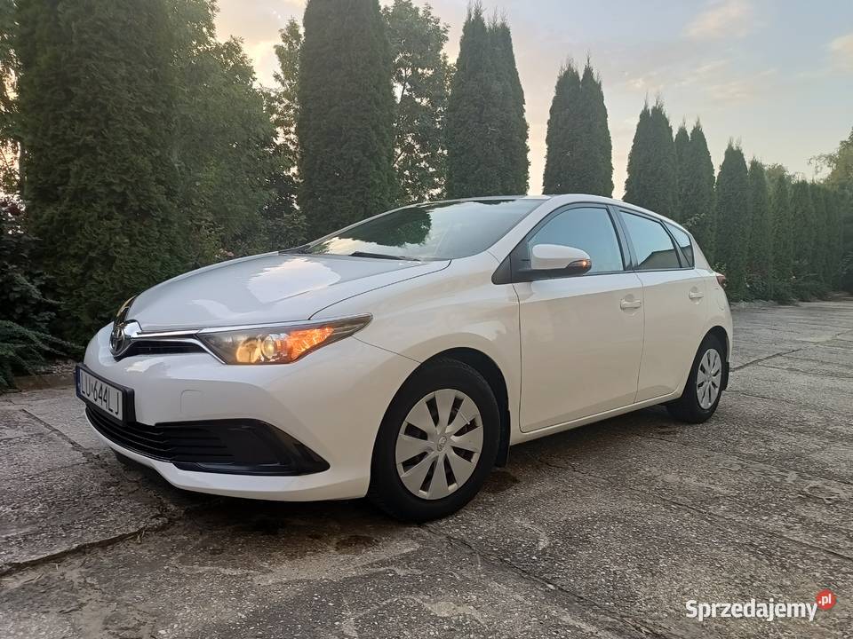 Toyota auris salon PBLPG bezwypadkowa CD