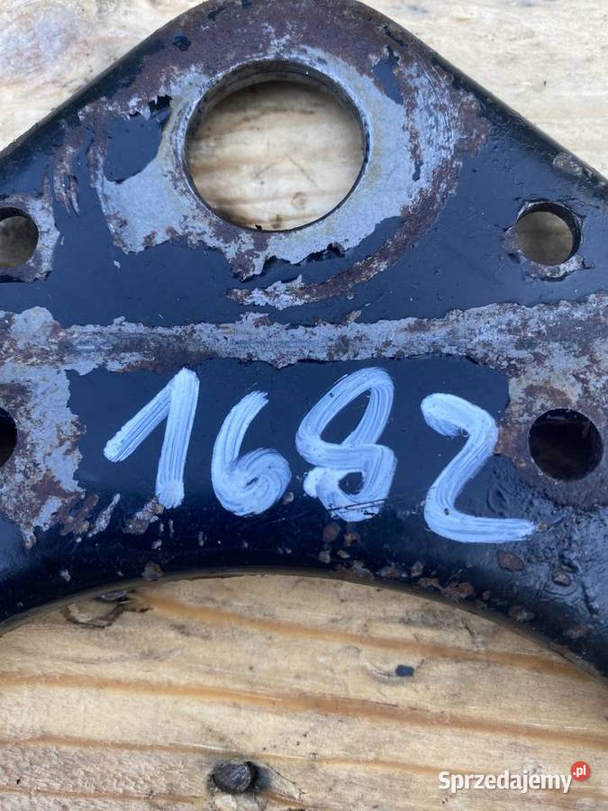 PÓŁKA GÓRNA ZAWIESZENIA WSK 125 175 PRZÓD