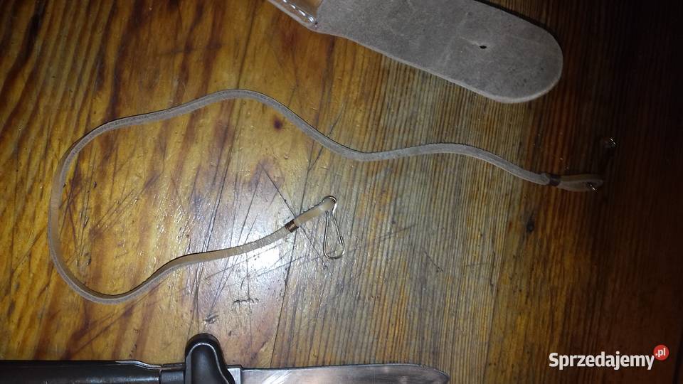 Nóż grawitacyjny strzelców spadochronowych BW z Skarżysko-Kamienna