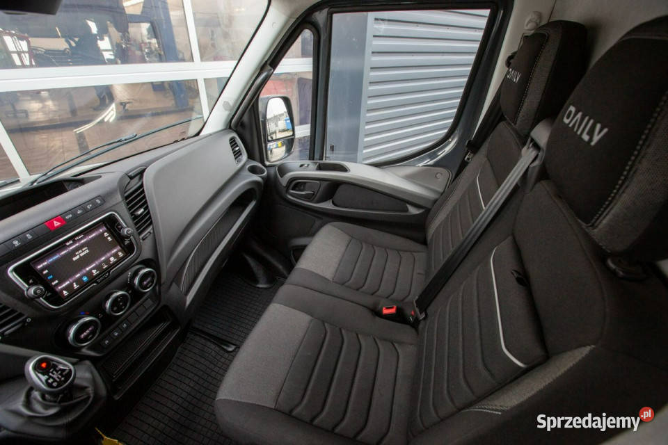 Iveco Daily 30 HI MATIC automat L4H3 WYSOKI DACH pełny VAT Jarocin sprzedam