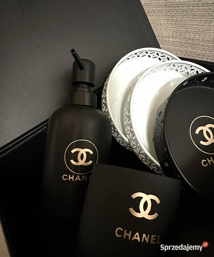 Pojemnik chanel