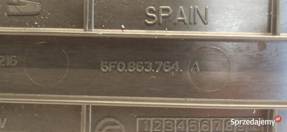 SEAT ARONA ZAŚLEPKA HAMULCA RĘCZNEGO 6F0863764A osobowe Osłony i zaślepki