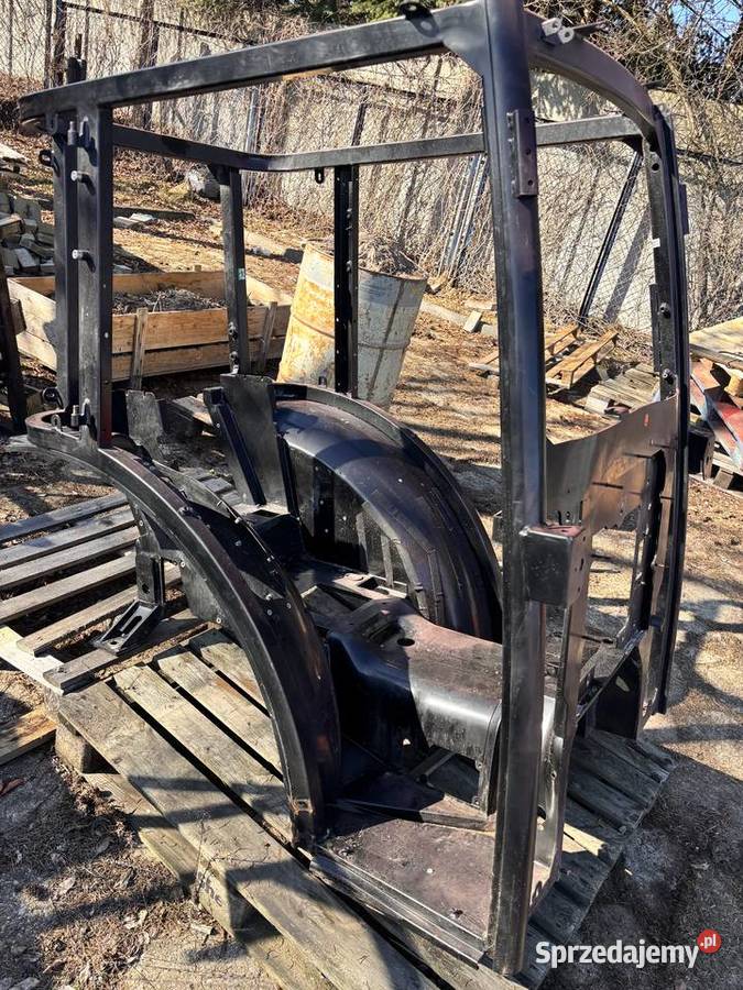 Sprzedam kabinę sadowniczą do Carraro John Deere Rawa Mazowiecka