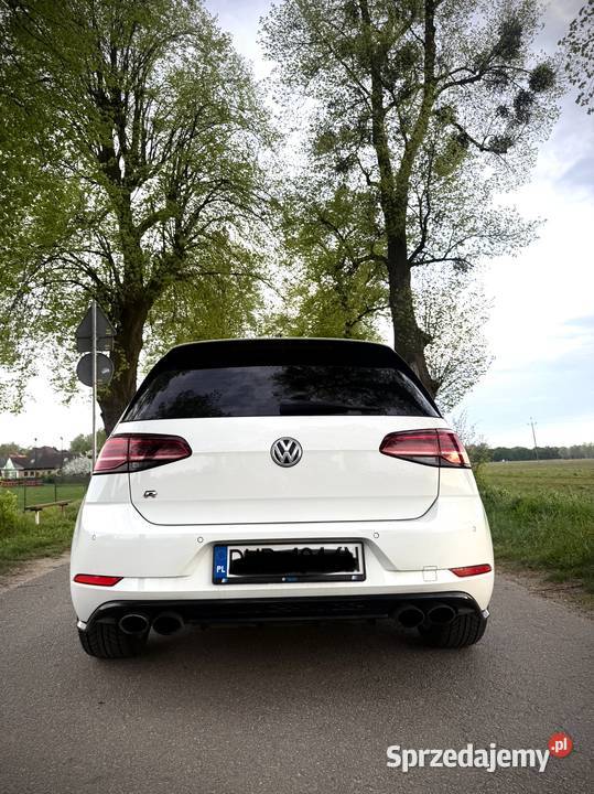 Volkswagen Golf 75R 2017 mały przebieg benzyna Wrocław sprzedam