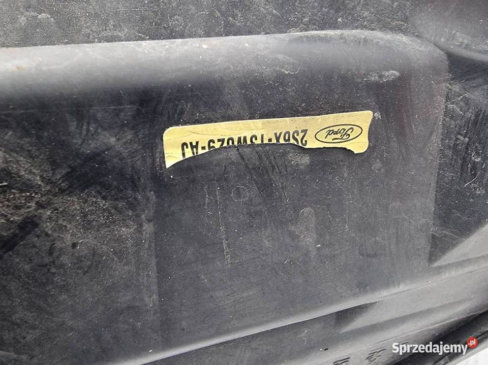 LAMPA PRAWA PRZÓD FORD FIESTA osobowe Lipno