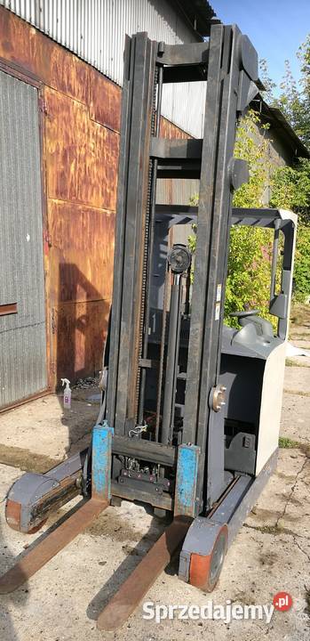 Wózek wysokiego składowania CROWN wielkopolskie Poznań