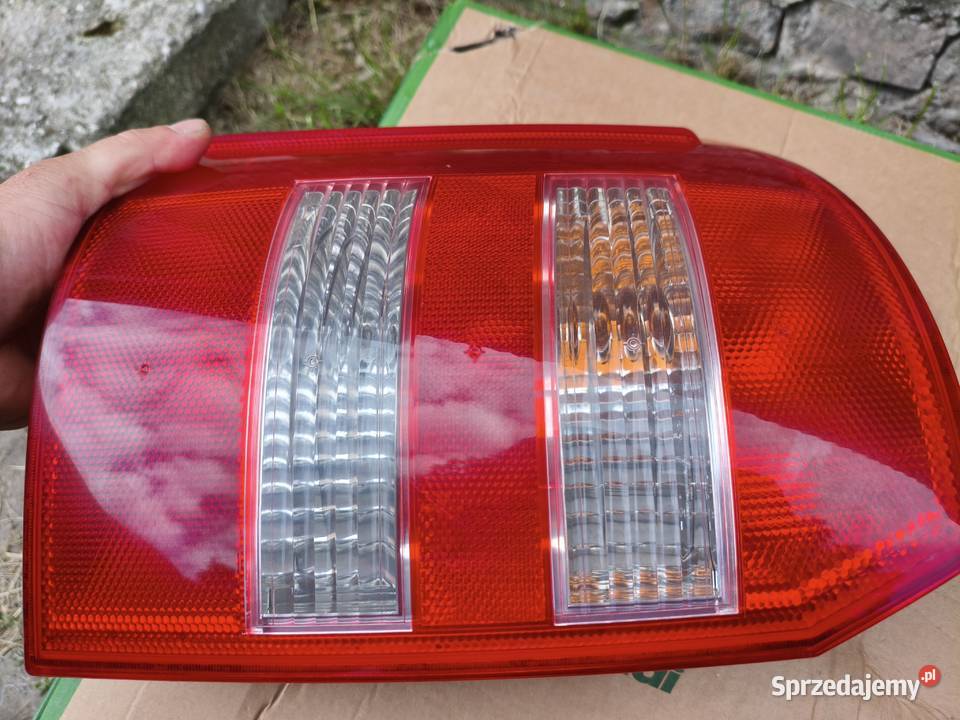 Lampa lewy tył tylna lewa pompa wody filtr Audi Chełm