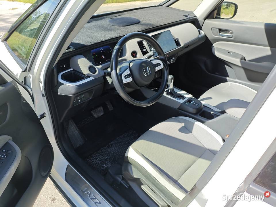 Honda Jazz V Crosstar 2021 Hybrid 15 White eCVT Warka