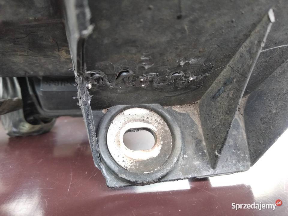 Nissan Terrano II 2 LIFT FL lampa przednia prawa osobowe Sieradz