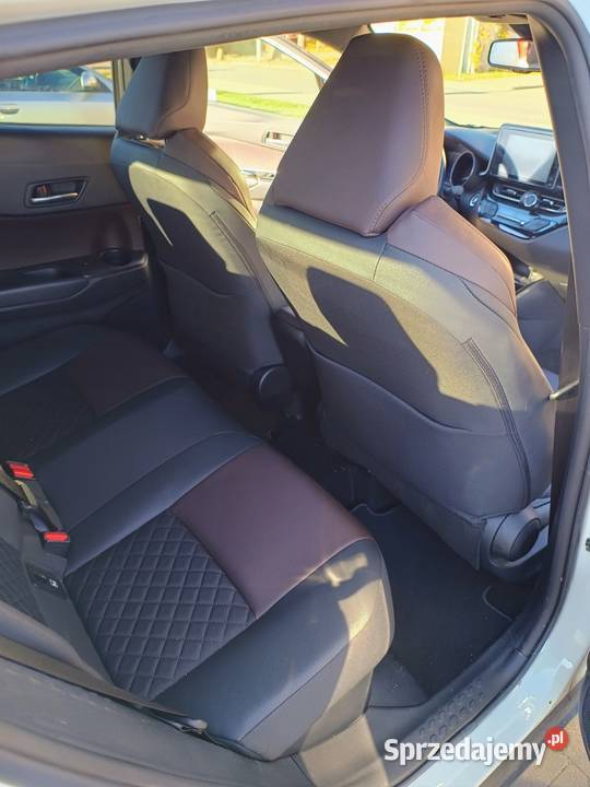 TOYOTA CHR AX1T SUV Sulechów