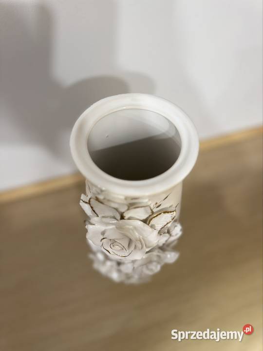 Elegancki ręcznie wykonany ceramiczny wazon wielkopolskie
