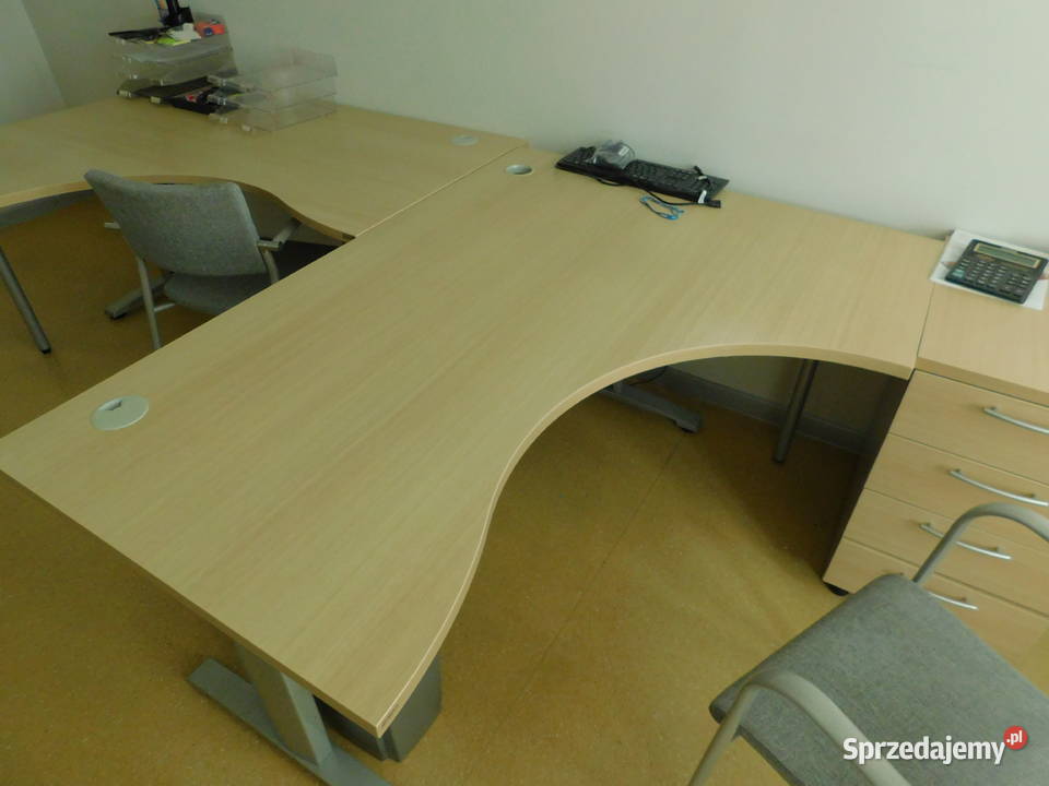 Syndyk sprzeda wyposazenie biura i ruchomości mazowieckie