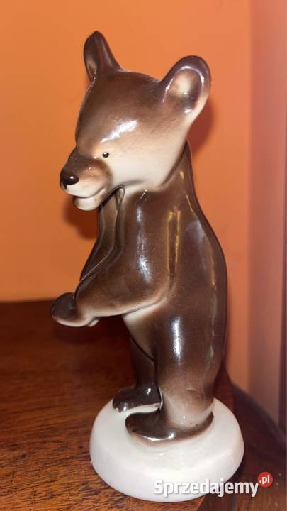 Figurka Niedźwiadka stojący Bez syg Łomonosow Porcelana i szkło