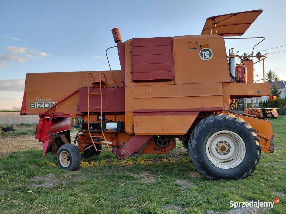 Kombajn bizon z056 remoncie silnik Zbożowe