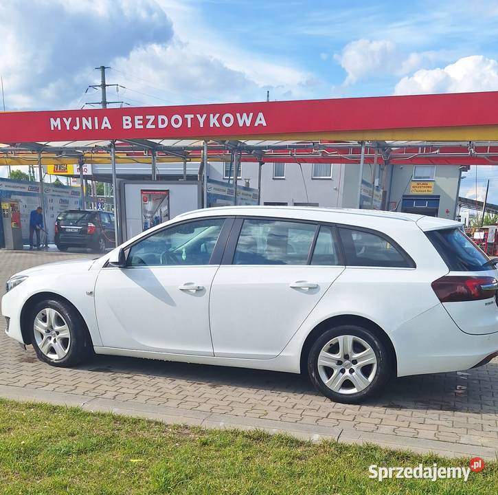 Opel insignia Nierada