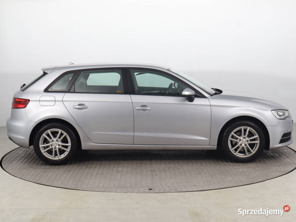Audi A3 14 TFSI radio Bielany Wrocławskie