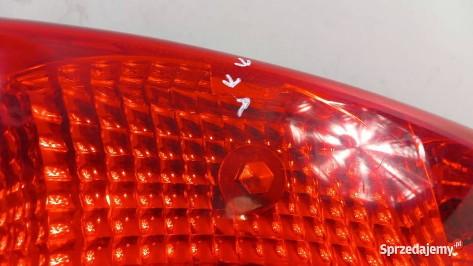 HONDA CRV II LIFT SUV LAMPA TYŁ LEWA Zbierkowo