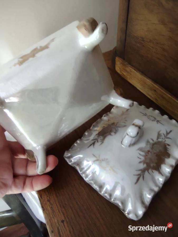 STARA PORCELANA SZKATUŁKA PUZDRO wielkopolskie Gniezno