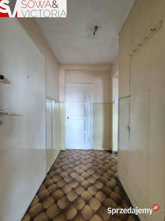 Mieszkanie o powierzchni 4850 m 2 do remontu Mieroszów