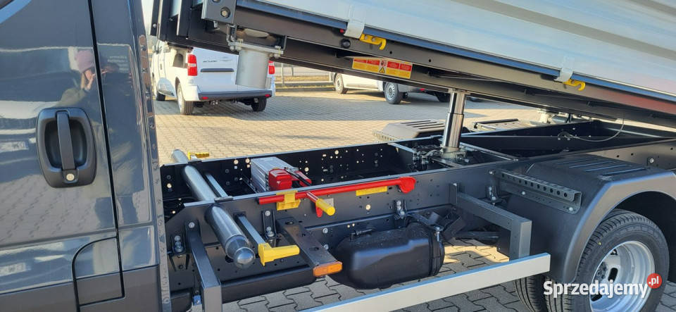 Iveco Daily 50C18 V Wywrotka trójstronna Niska wspomaganie kierownicy zachodniopomorskie Szczecinek