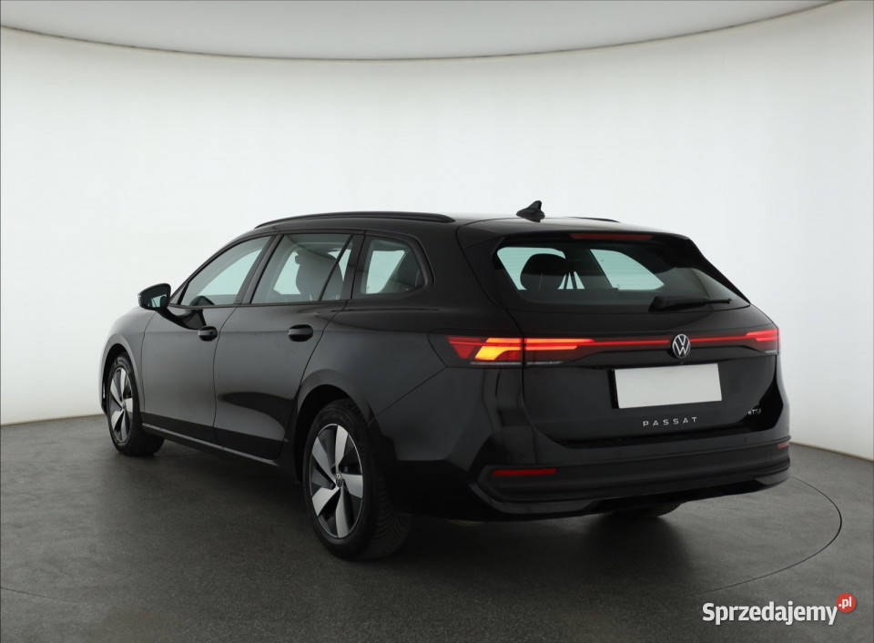 VW Passat 15 eTSI ACT Piaseczno