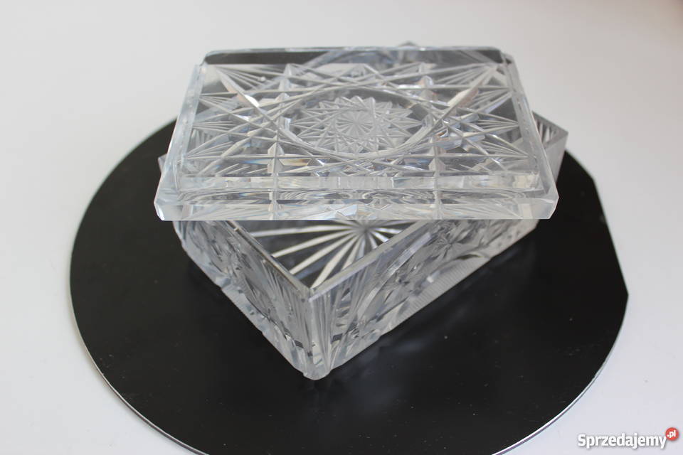 Kasetka szkatułka papierośnica kryształ sprzedam