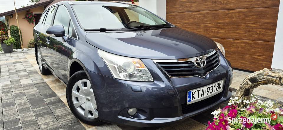TOYOTA AVENSIS T27 KOMBI 1 WŁ LPG GWARANCJA ESP Tarnów