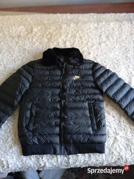Kurtka zimowa Nike Różne Zaczernie