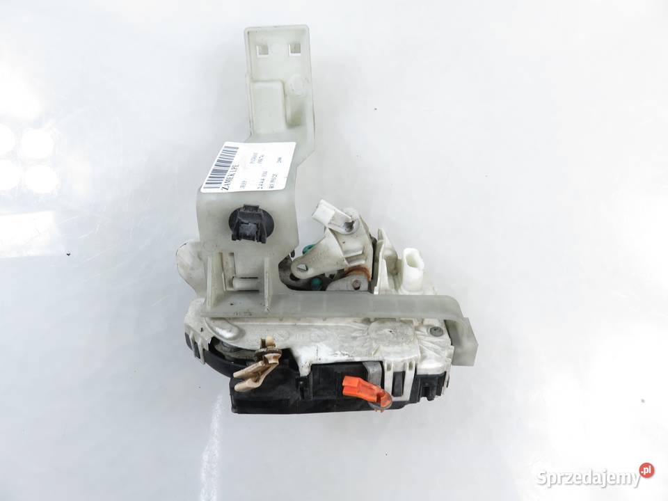 ZAMEK LEWY PRZEDNI JEEP PATRIOT P04589409AE Zamki, wkładki i kluczyki