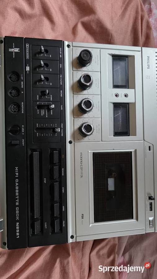 Magnetofon kasetowy Philips N 2521 Lubań