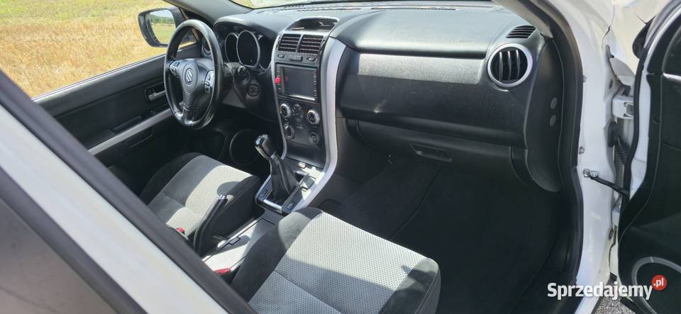 Suzuki Grand Vitara 2 wersja DELUX wielofunkcyjna kierownica Belno