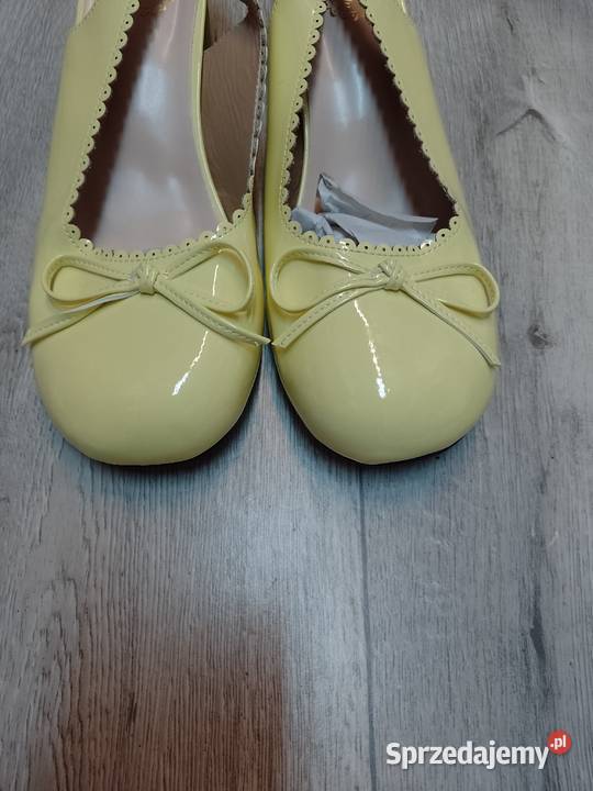 41 Żółte czółenka wieczorowe z odkrytą piętą na żółty/złoty