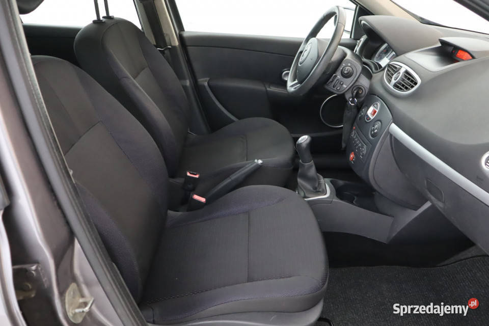 Renault Clio 12 16V manualna Clio Zabrze