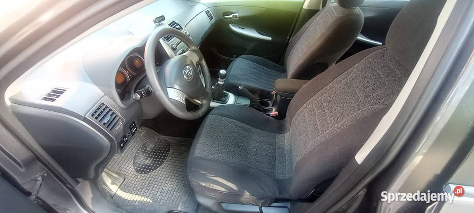Śliczna toyota corolla zamiana