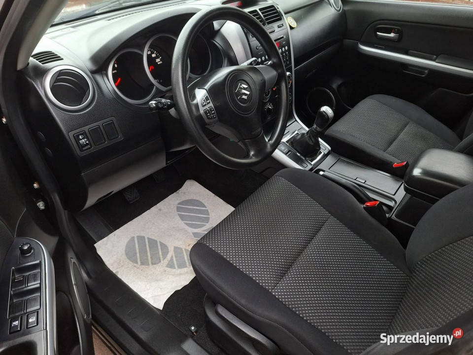 Suzuki Grand Vitara 4X4 20benz KLiMA ALUfelgi Z Grand Vitara Olsztyn sprzedam