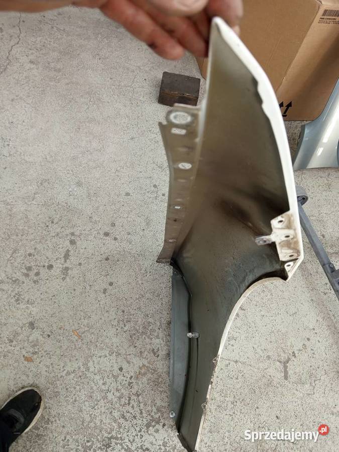 Błotnik lewy bmw1 e8781 orginalny osobowe Karoseria Rzeszów