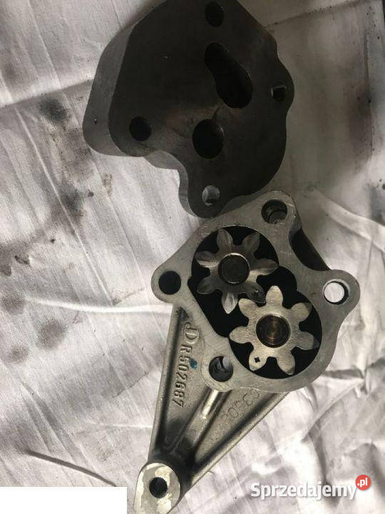 Pompa olejowa silnika John Deere 6068 R502687 Jastrzębniki sprzedam