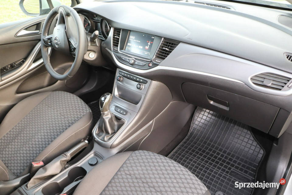 Opel Astra 1WŁAŚCICIEL krajowy serwisowany MODEL nieuszkodzony Opole