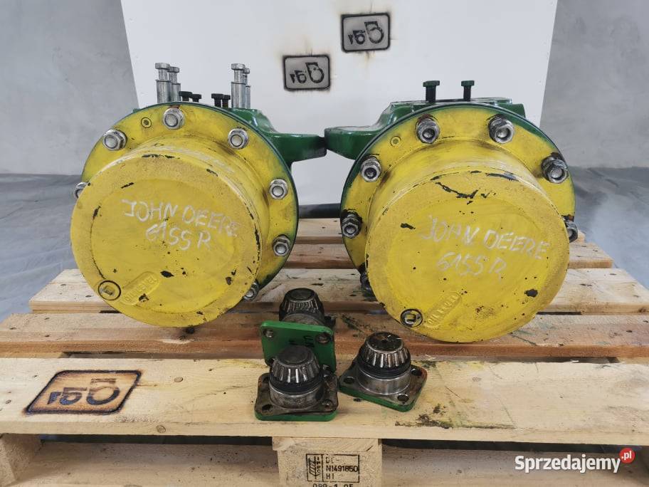 Zwrotnica lewa John Deere 6155 R Typ 750310 3900 Pozostałe Wilkowo