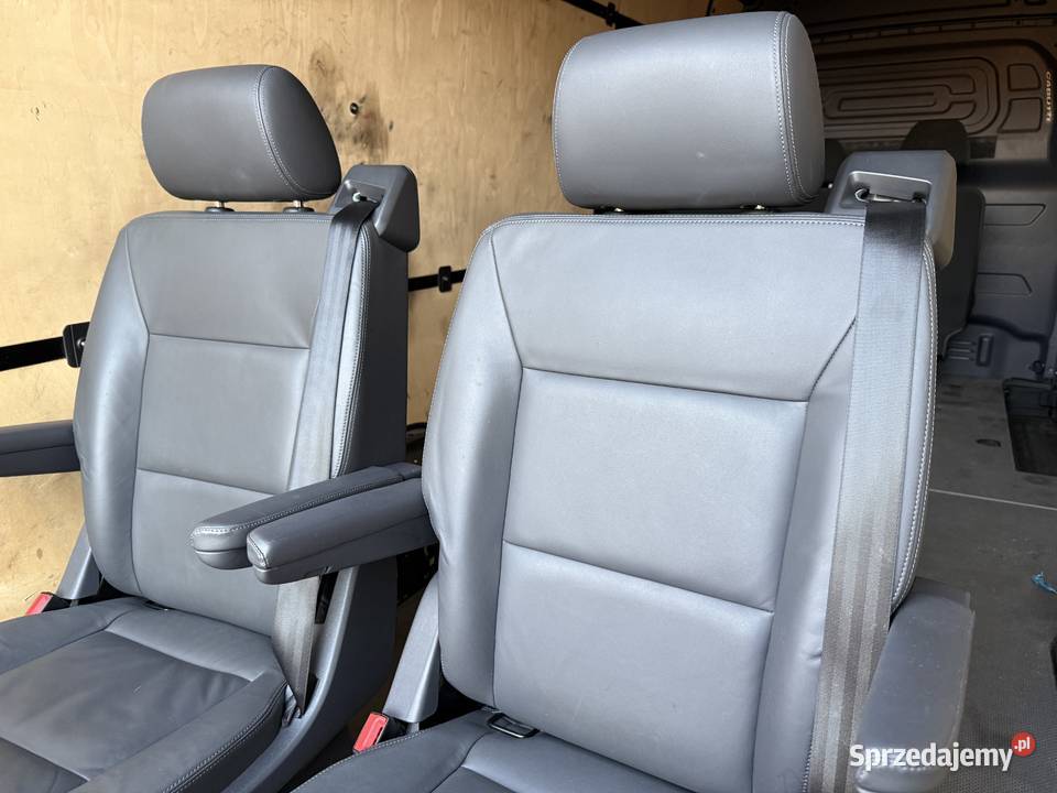 Fotele VW Multivan T5 T6 Skóra podłokietniki