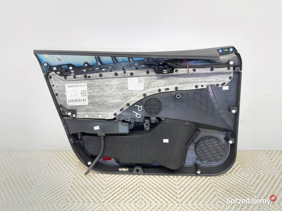 BOCZEK DRZWI PRAWY PRZÓD SKODA OCTAVIA IV Kombi