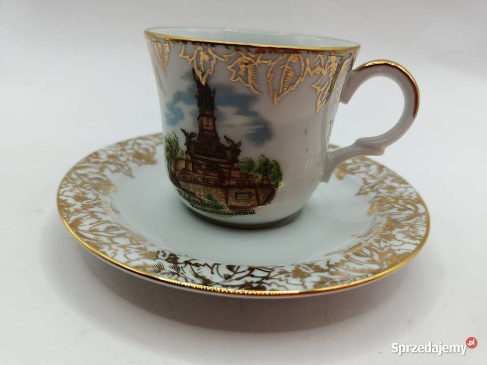 Filiżanka ze spodkiem biała porcelana girlanda Zamość