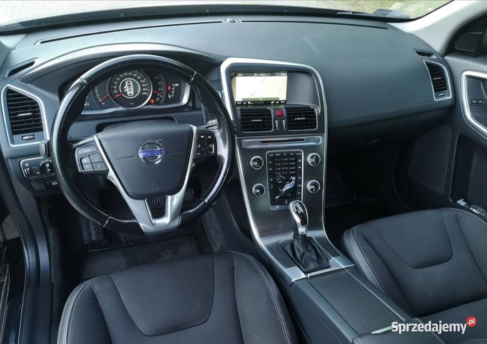 Volvo XC60 20 d Lift stan idealny Zamiana światła LED Mosina