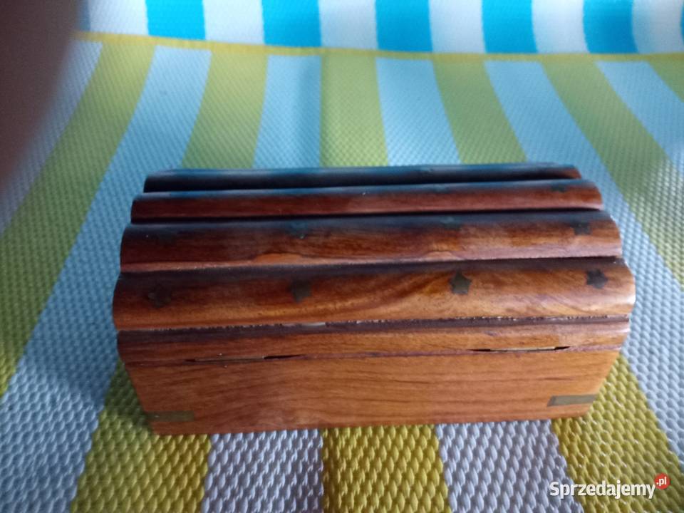 Szkatułkę sprzedam Borówno