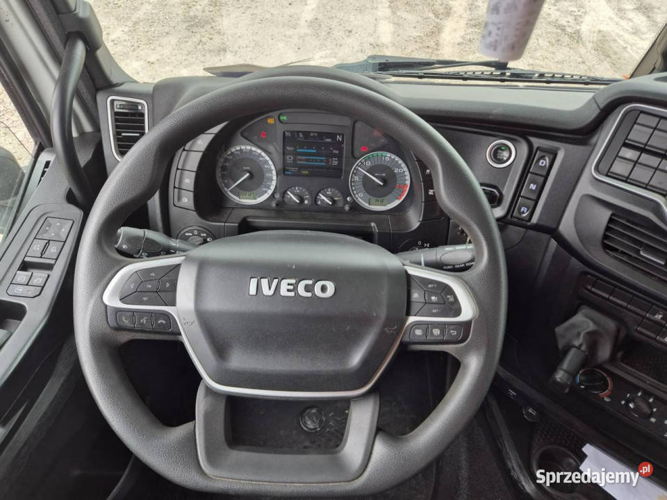 Iveco as 460 Samochody ciężarowe Komorniki