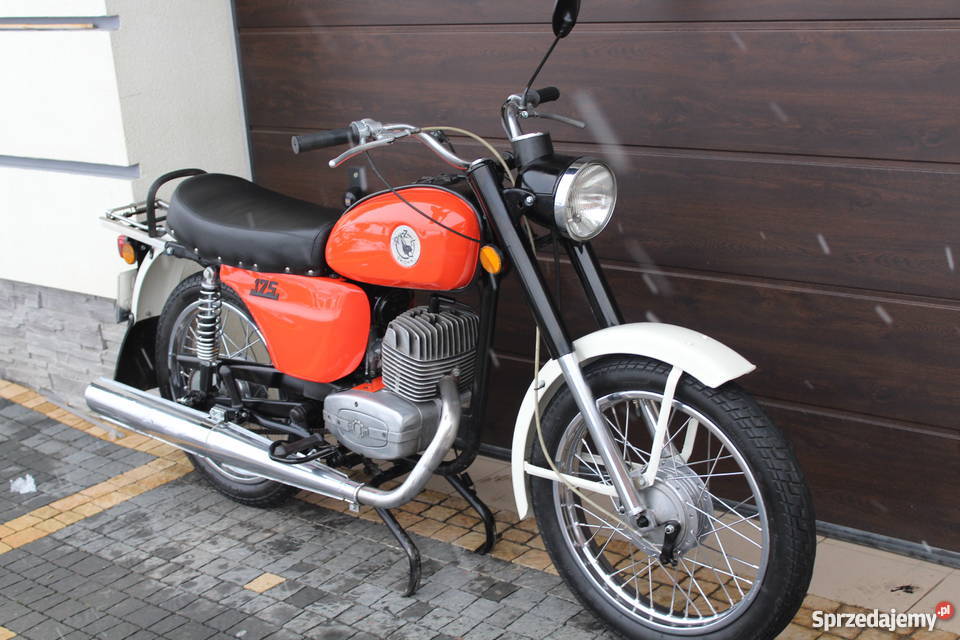 WSK 175 podkarpackie