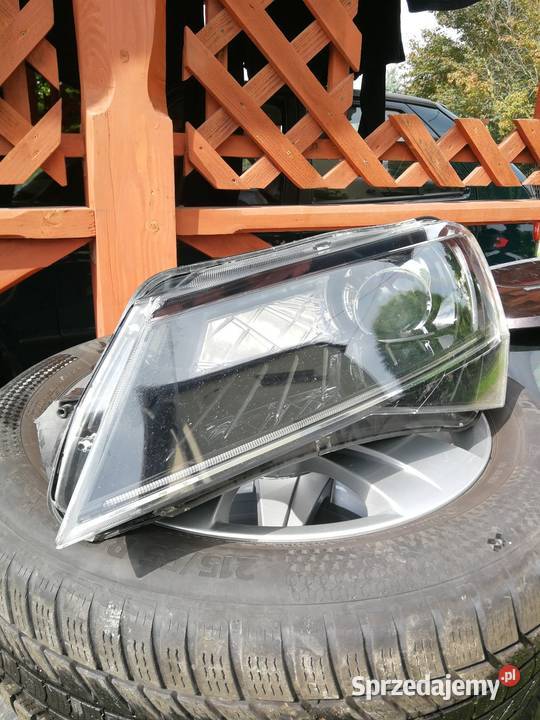 Lampa lewa skoda superb III 2018 Gilowice