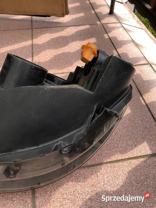 Reflektor prawy przod Fiat punto FL 89101063dx śląskie Kozy