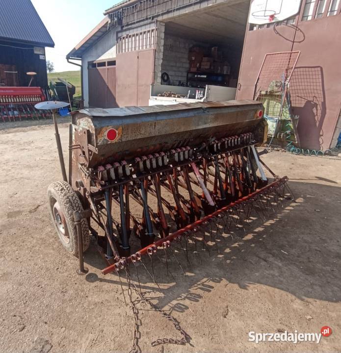 Siewnik zbożowy Poznaniak na docisku Pisarzowa
