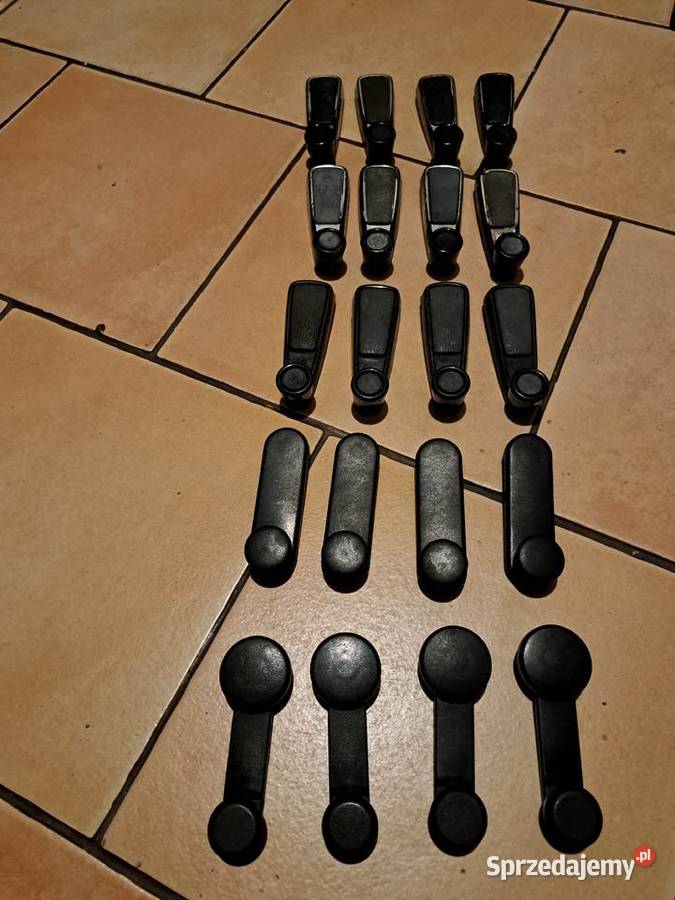 Fiat 125p126p korbki szyb u drzwi komplety Leszno